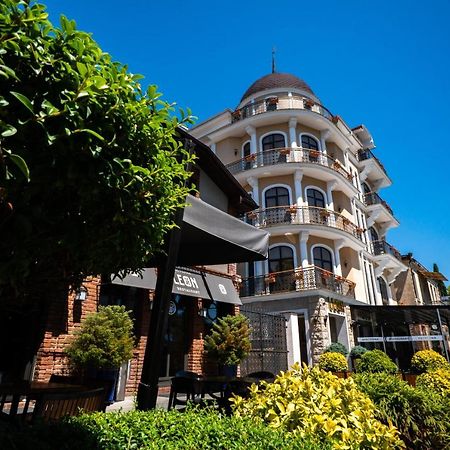 Leon Boutique Hotel Sukhumi Eksteriør billede