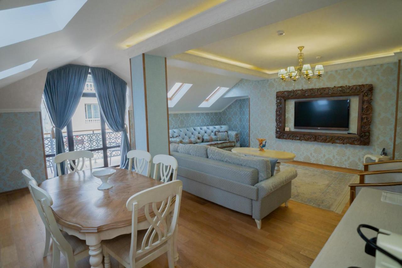 Leon Boutique Hotel Sukhumi Eksteriør billede