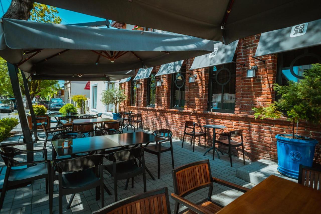 Leon Boutique Hotel Sukhumi Eksteriør billede